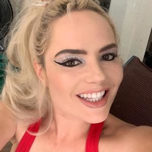 Meet your Posher, Jocelyn